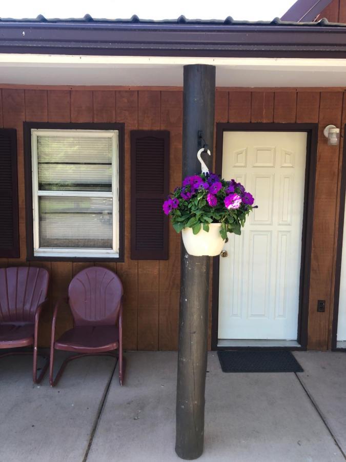 Spring Creek Inn Hill City Luaran gambar